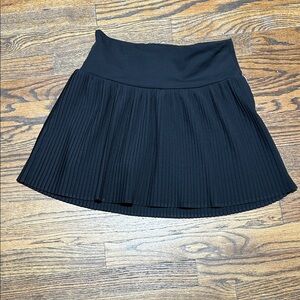 Elegant Black Thin Accordion - Like Pleated Skort